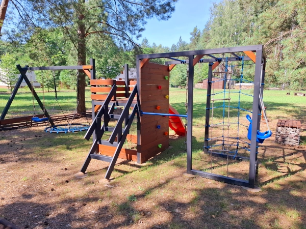 drabinki i zjeżdżalnia